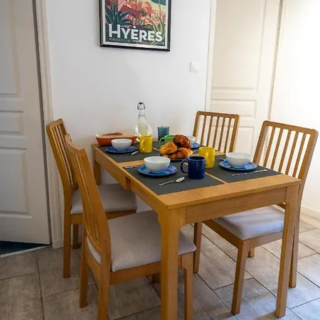 Blue Palm Apartment Hyeres